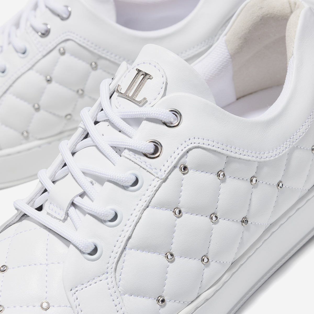 Low Top - Ezio - White Diamond Rivets